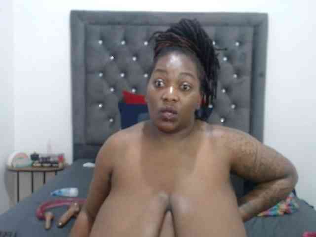 ChocSexcBeast webcam