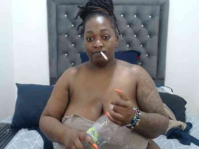 ChocSexcBeast webcam