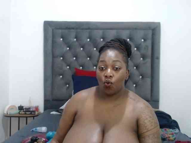 ChocSexcBeast webcam