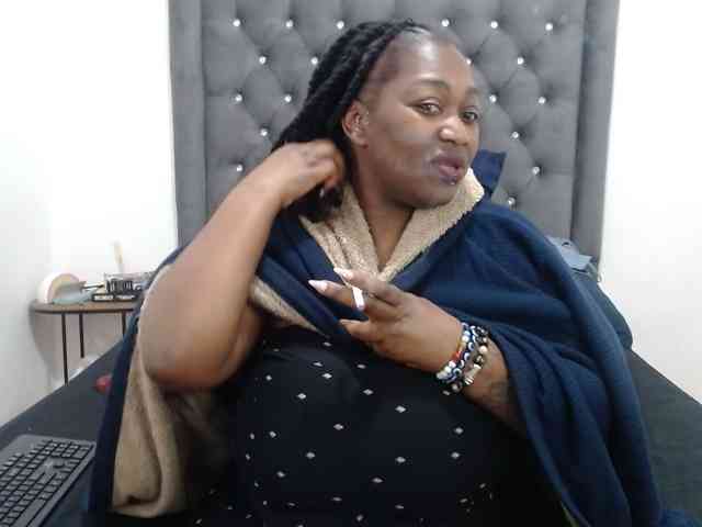 ChocSexcBeast webcam