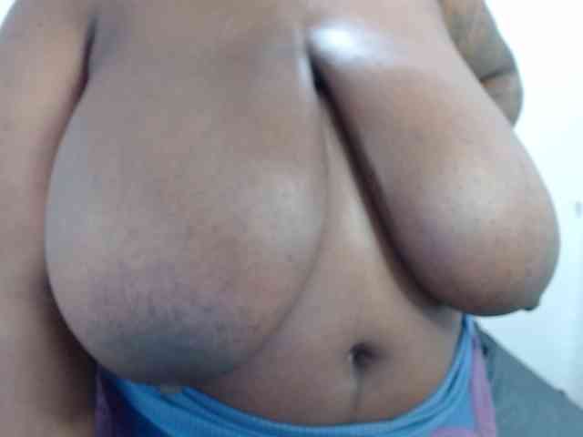 ChocSexcBeast webcam