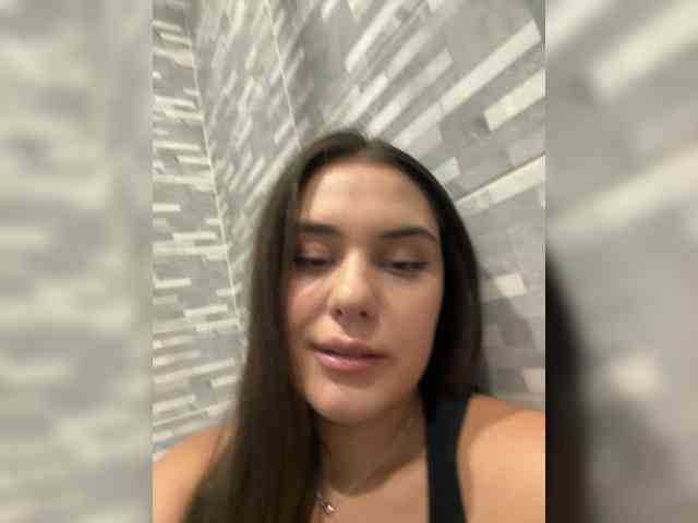 Lanacherryyyy05 webcam