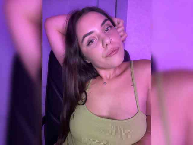 Lanacherryyyy05 webcam