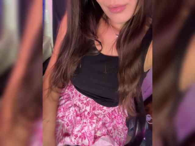 Lanacherryyyy05 webcam