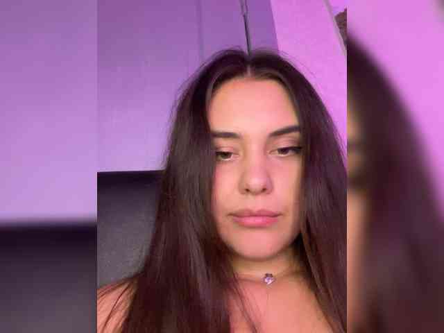 Lanacherryyyy05 webcam