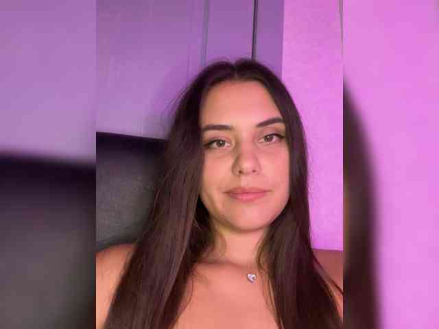 Lanacherryyyy05 webcam