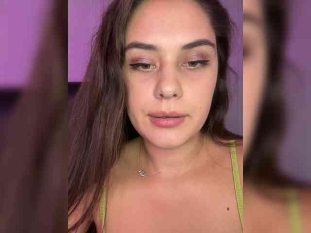 Lanacherryyyy05 webcam
