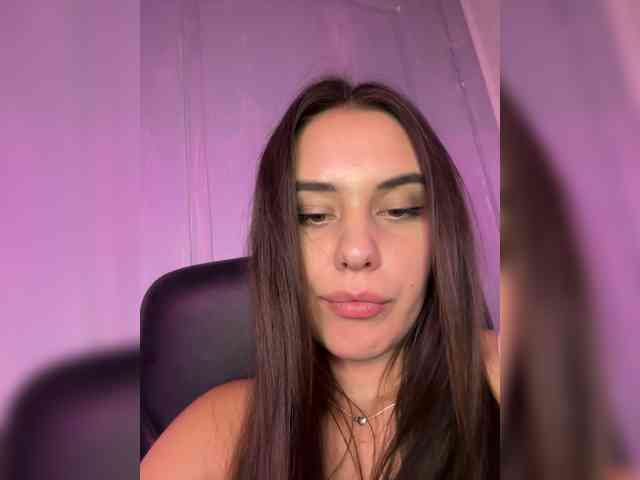 Lanacherryyyy05 webcam