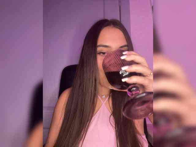 Lanacherryyyy05 webcam