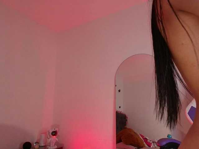 JuliianaSmit's BongaCams show and profile