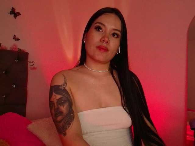 JuliianaSmit's BongaCams show and profile