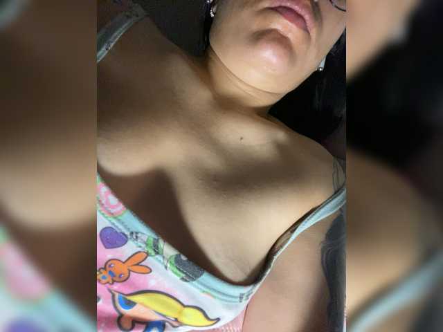 JuliianaSmit's BongaCams show and profile