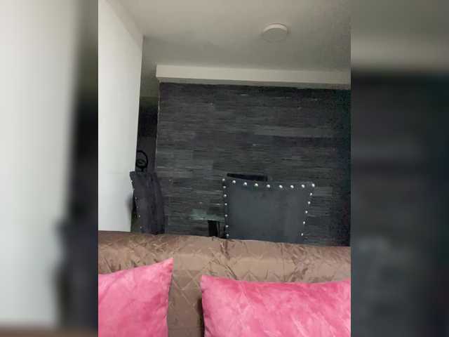 JuliianaSmit's BongaCams show and profile