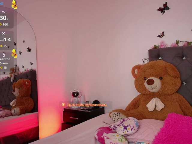 JuliianaSmit's BongaCams show and profile