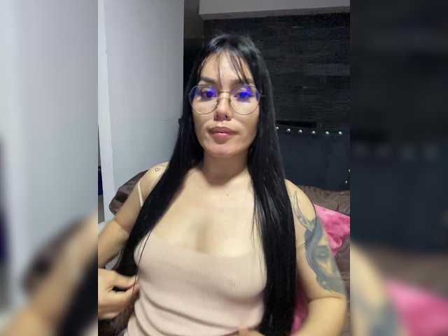 JuliianaSmit's BongaCams show and profile