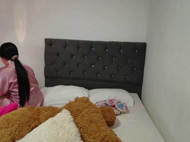 JuliianaSmit live cam profile