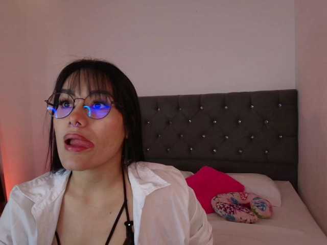JuliianaSmit live cam profile