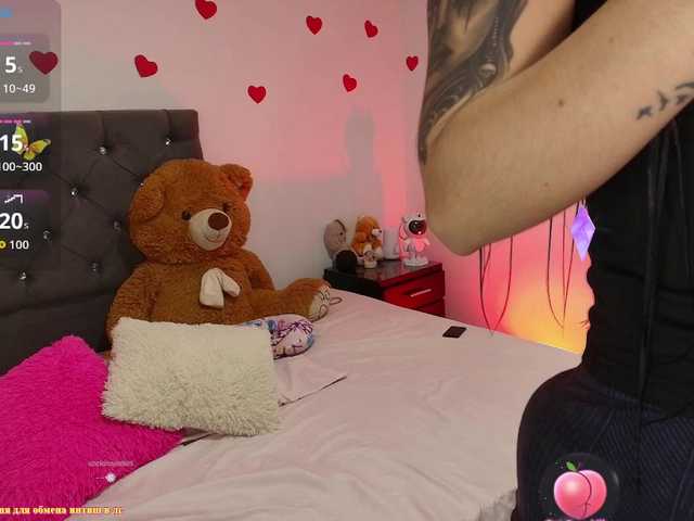 JuliianaSmit —  BABY TIP MENU Is Active! :) #anal pv #cum#golden shower #suck the didlo#latina# Da de San Valentn!