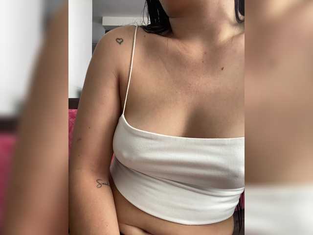 JuliianaSmit's BongaCams show and profile