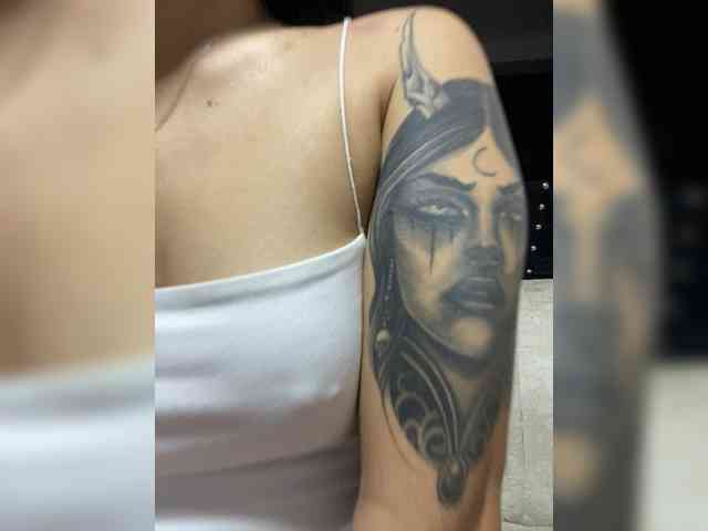 JuliianaSmit JuliianaSmit