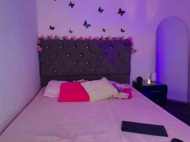 JuliianaSmit webcam