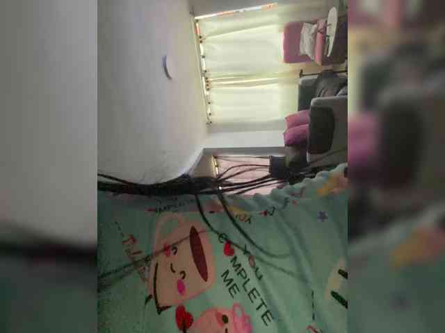 amateur nude online JuliianaSmit