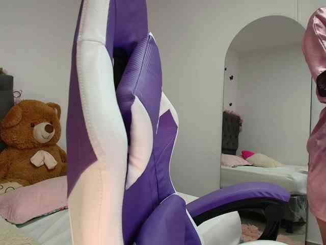 JuliianaSmit JuliianaSmit