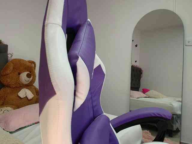 JuliianaSmit JuliianaSmit