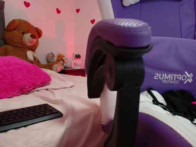 JuliianaSmit webcam