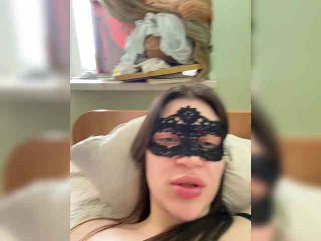 BabyfaceVixen1 Live Webcam on BongaCams