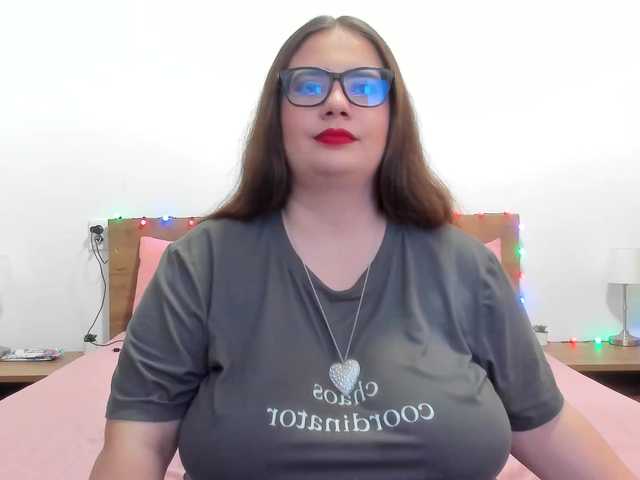 amiravyxen's BongaCams show and profile