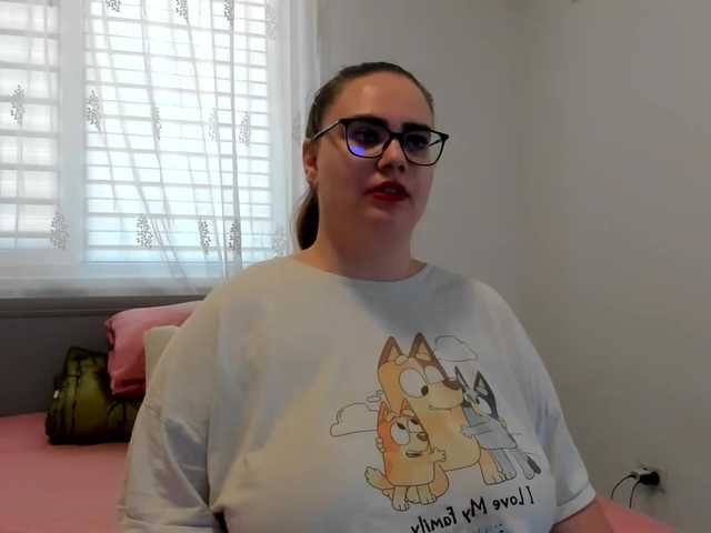 amiravyxen's BongaCams show and profile