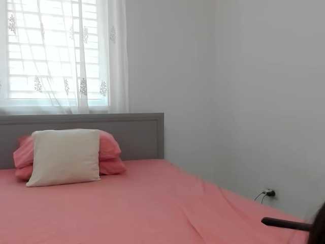 amiravyxen's BongaCams show and profile