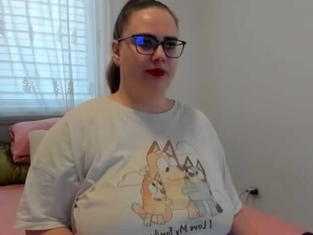 amiravyxen's BongaCams show and profile