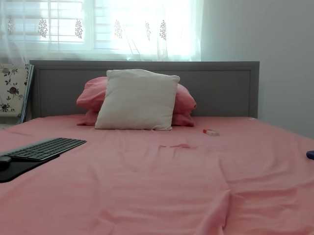 amiravyxen's BongaCams show and profile