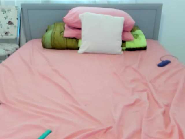 amiravyxen's BongaCams show and profile