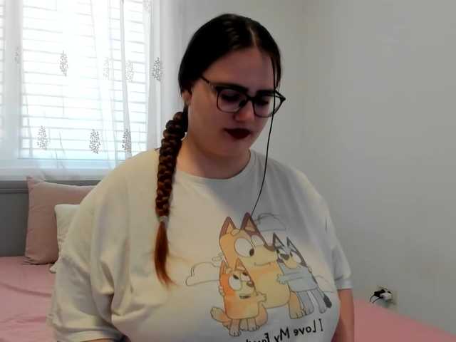 amiravyxen's BongaCams show and profile