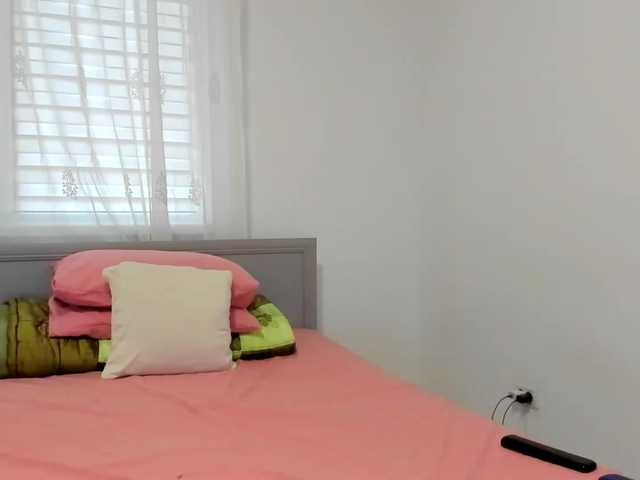 amiravyxen's BongaCams show and profile