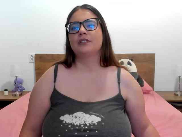 amiravyxen webcam