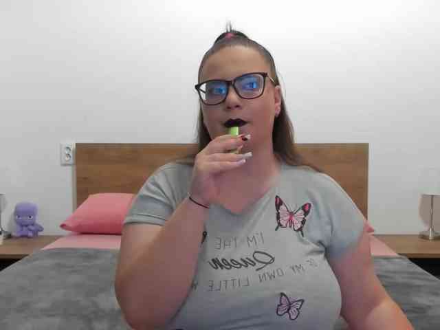 amiravyxen webcam