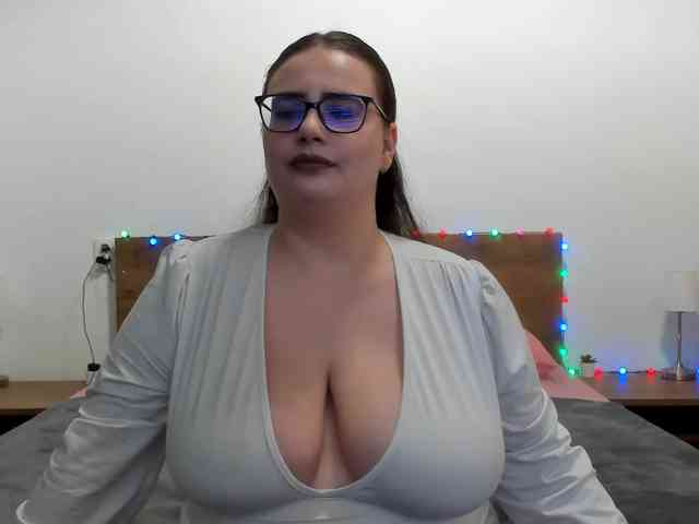 amiravyxen webcam