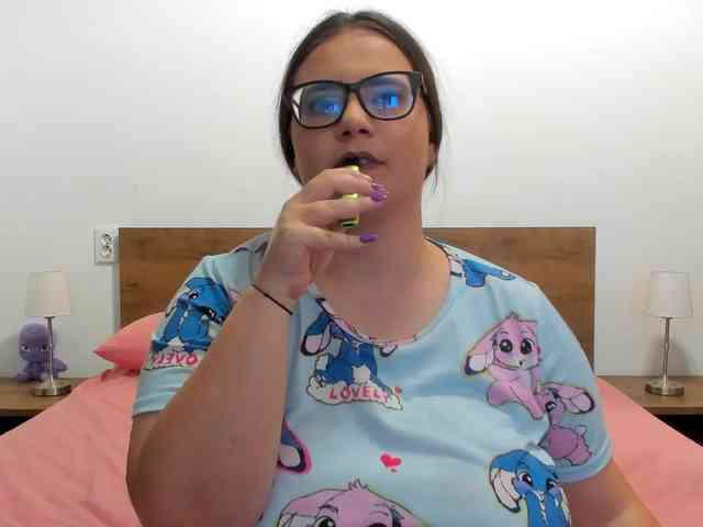 amiravyxen webcam