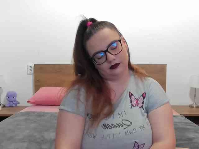 amiravyxen webcam