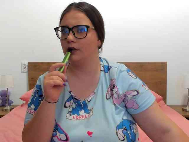 amiravyxen webcam