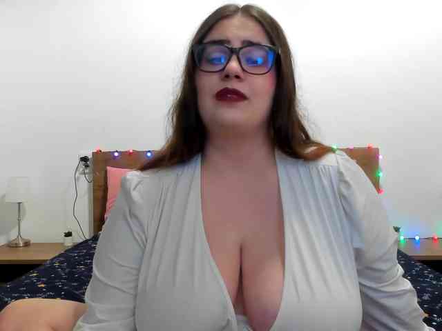 amiravyxen webcam