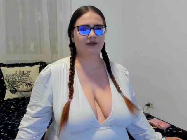 amiravyxen webcam