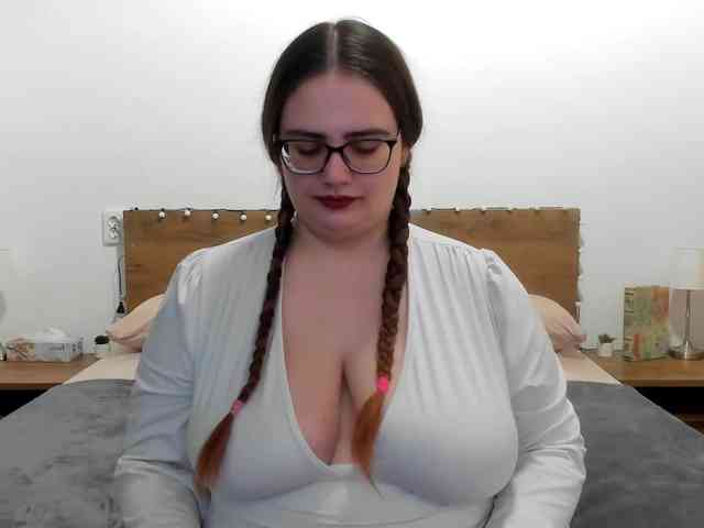 amiravyxen webcam