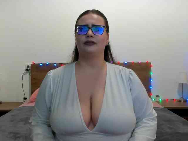 amiravyxen webcam