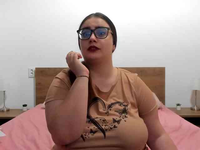 amiravyxen webcam