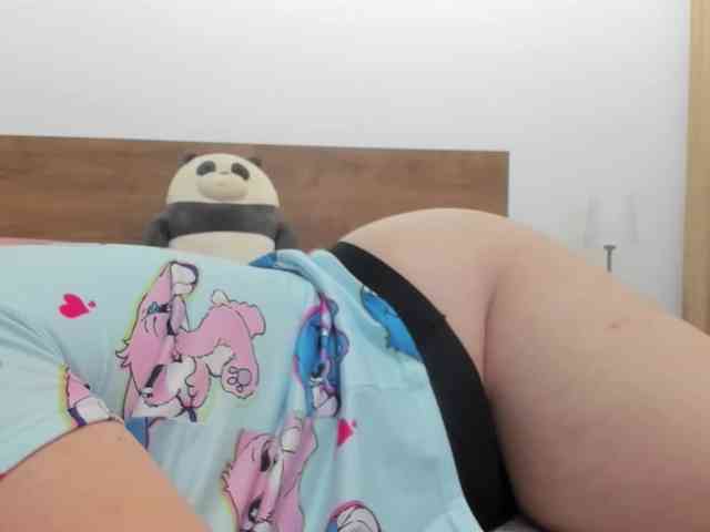 amiravyxen webcam